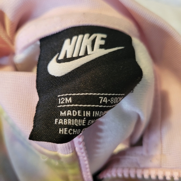 Nike Jacket - Picture 3 of 3